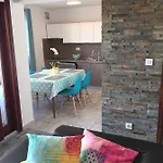 Luxury Kala 2 Πόρετς