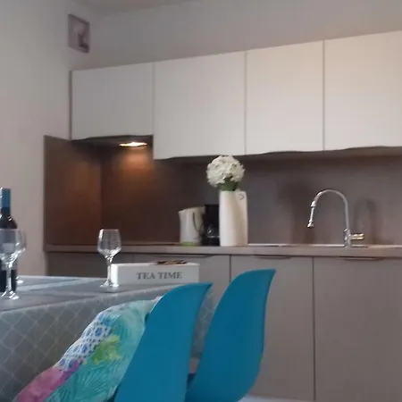 Luxury Kala 2 Apartment *