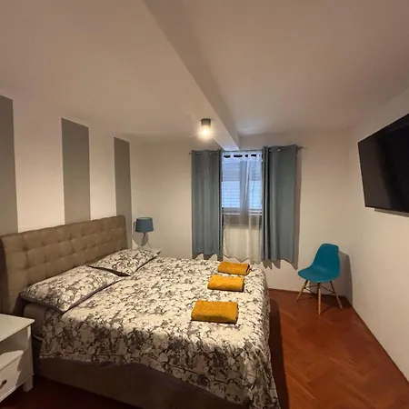 Apartman Luxury Kala 2 *