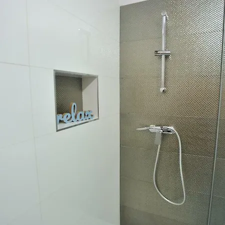 Luxury Kala 2 * 波雷奇